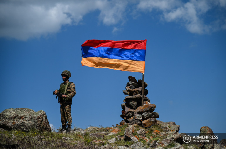 Ատրպեճանական ԶՈՒ-ն կրակ բացած է Երասխի հատուածին մէջ տեղակայուած հայկական դիրքերու ուղղութեամբ․ ՊՆ