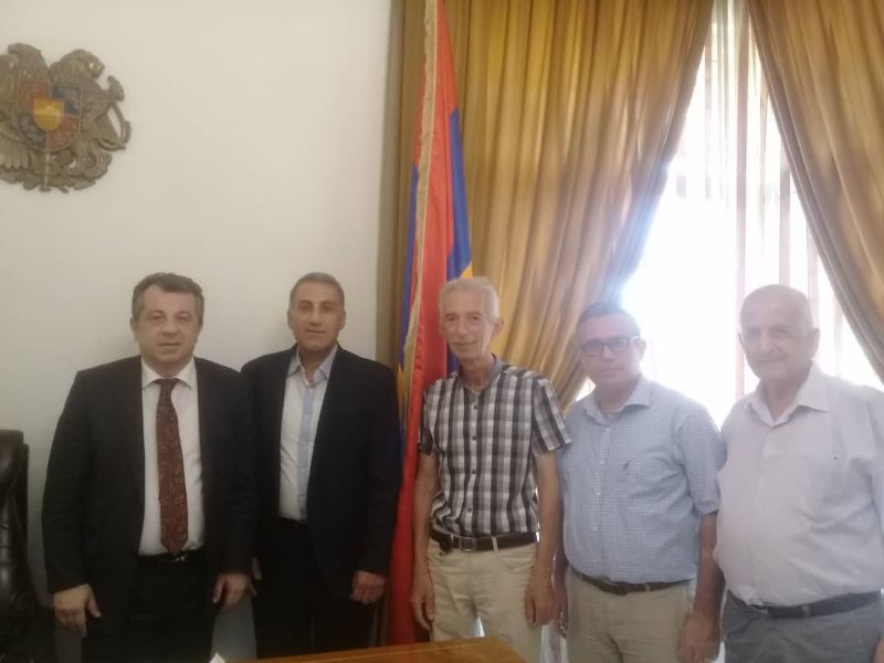 ՌԱԿ-ի Պատուիրակութեան հրաժեշտի այցը Հիւպատոս Արմէն Սարգսեանին