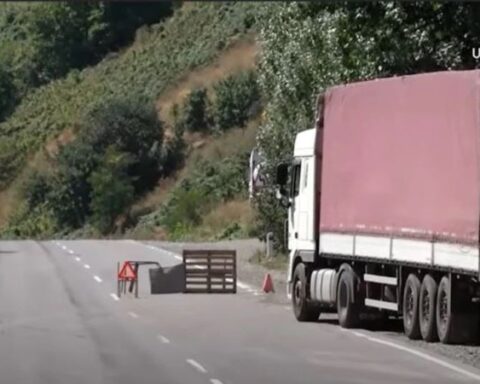Լարուածութիւն Պաքուի եւ Թեհրանի միջեւ՝ Գորիս-Կապան ճանապարհին իրանական բեռնատարներու ստուգումներուն պատճառով