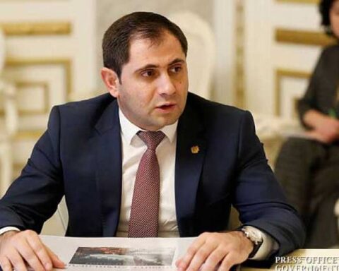 Հայաստան վերադարձած է եւս մէկ գեր. Սուրէն Պապիկեան
