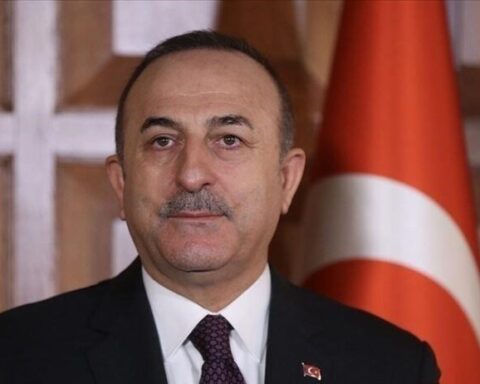 Հայաստանին վերաբերող բոլոր որոշումները Թուրքիան Ատրպէյճանի հետ միասին պիտի ընդունի. Չաւուշօղլու