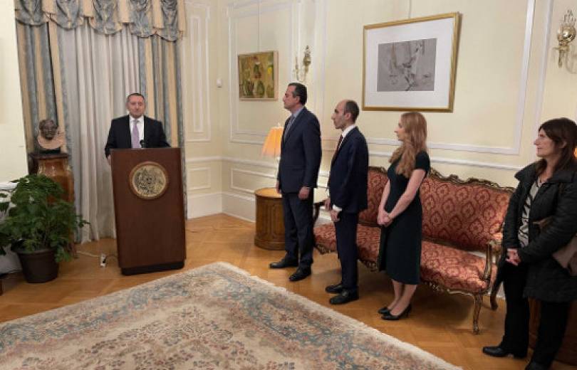 Արցախի պետական նախարարի պատուոյն ընդունելութիւն կազմակերպուած է ԱՄՆ-ի ՀՀ դեսպանատան մէջ