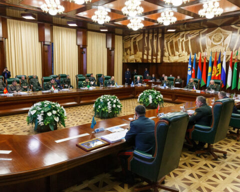 ՀՀ պաշտպանութեան նախարարը Ռուսաստանի մէջ մասնակցած է ԱՊՀ պաշտպանութեան նախարարներու խորհուրդի հերթական նիստին