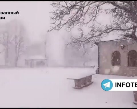 Азербайджанцы устроили кафе на территории церкви Канач жам в Шуши
