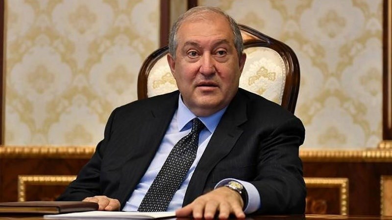 Հայաստանի նախագահ Արմէն Սարգսեան հրաժարական տուաւ