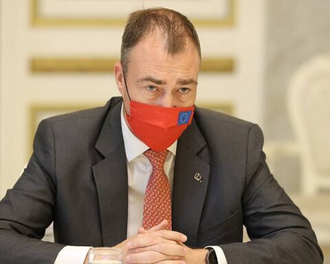 Եւրամիութիւնը լիովին կ'աջակցի Հայաստանի եւ Թուրքիոյ միջեւ յարաբերութիւններու կարգաւորման գործընթացին. Թոյվօ Քլաար