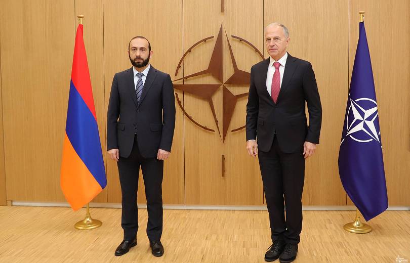 Միրզոյեանը ՆԱԹՕ-ի գլխաւոր քարտուղարի առաջին տեղակալին հետ խօսած է նաեւ Հայաստանի եւ Թուրքիոյ միջեւ յարաբերութիւններու կարգաւորման գործընթացի մասին