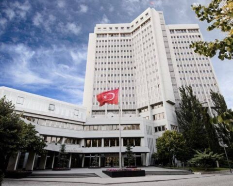 Անգարան գոհունակութեամբ ընդունած է Միրզոյեանի` Անթալիոյ համաժողովին մասնակցելու որոշումը
