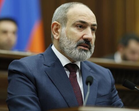Միջազգային հանրութիւնը կ'ըսէ՝ իջեցուցէք Լեռնային Ղարաբաղի կարգավիճակի հարցով ձեր նշաձողը. Նիկոլ Փաշինեան