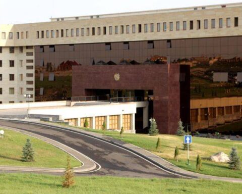 Հայ ժամկէտային զինուորը հատած է հայ-ատրպէյճանական սահմանը եւ կը գտնուի ատրպէյճանական կողմը