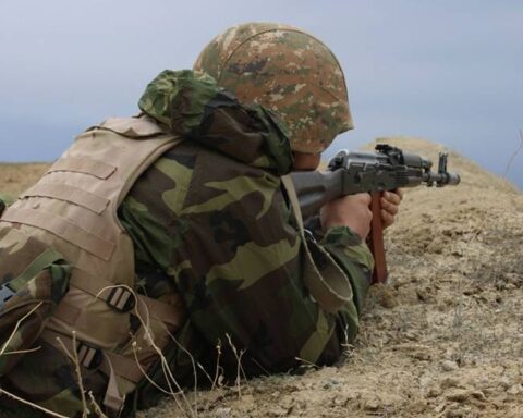 Փառուխի մէջ Ատրպէյճանը խախտած է հրադադարը. վիրաւորուած է մէկ զինծառայող. ՌԴ ՊՆ