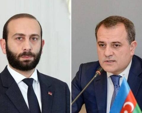 Կառուցողական. Ատրպէյճանի արտաքին գործոց նախարարը մեկնաբանած է Արարատ Միրզոյեանի հետ ունեցած հեռախօսազրոյցը