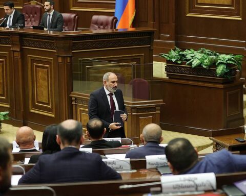 Արցախի կարգավիճակի, բանակցութիւններու եւ մեղադրանքներու մասին. վարչապետի եզրափակիչ ելոյթն ԱԺ-ի մէջ (տեսանիւթ)
