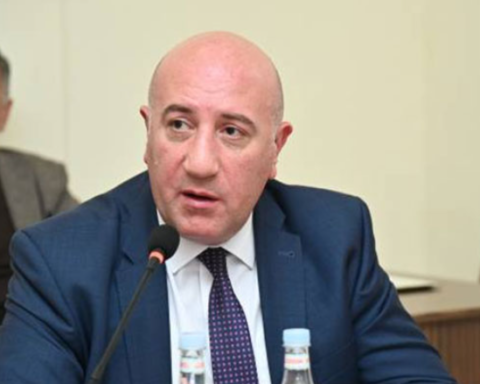 Մեր խաղաղութիւնը փխրուն է. պաշտպանութեան փոխնախարարը Արցախի մէջ իրավիճակը գնահատած է՝ կայուն լարուած