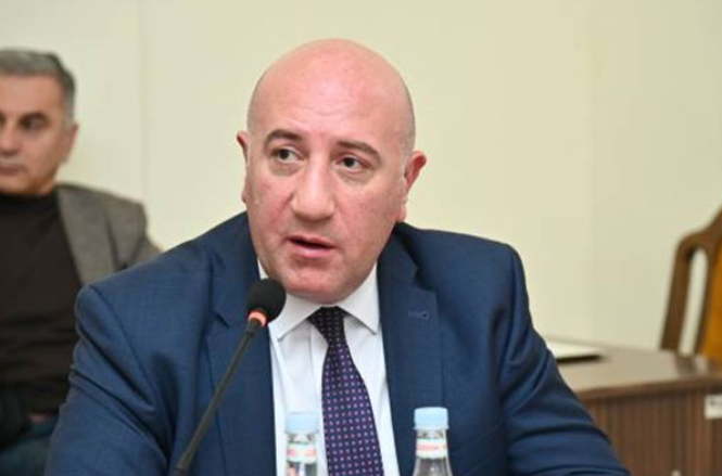 Մեր խաղաղութիւնը փխրուն է. պաշտպանութեան փոխնախարարը Արցախի մէջ իրավիճակը գնահատած է՝ կայուն լարուած