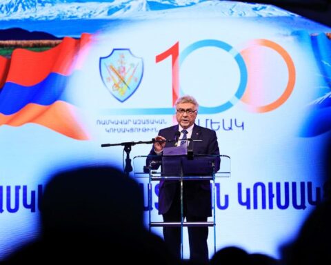 Ռամկավար Ազատական Կուսակցութիւնը Պաշտօնական հանդիսութեամբ ՀՀ ԱԺ բակին մէջ տօնեց իր հիմնադրման 100 -ամեակը