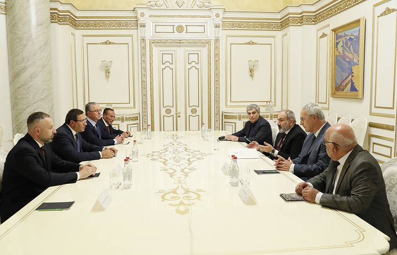 Վարչապետը հանդիպած է արտախորհրդարանական քաղաքական ուժերու ղեկավարներու հետ
