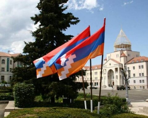 Ստեփանակերտի մէջ պիտի յայտարարուի Լռութեան րոպէ, պիտի կայանայ Խաչերթ