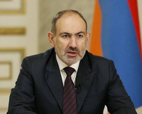 Աշխարհակարգը բոլորիս աչքի առաջ կը փլուզուի. Փաշինեան