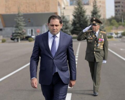 ՀՀ պաշտպանութեան նախարար Սուրէն Պապիկեան մեկնած է ԱՄՆ