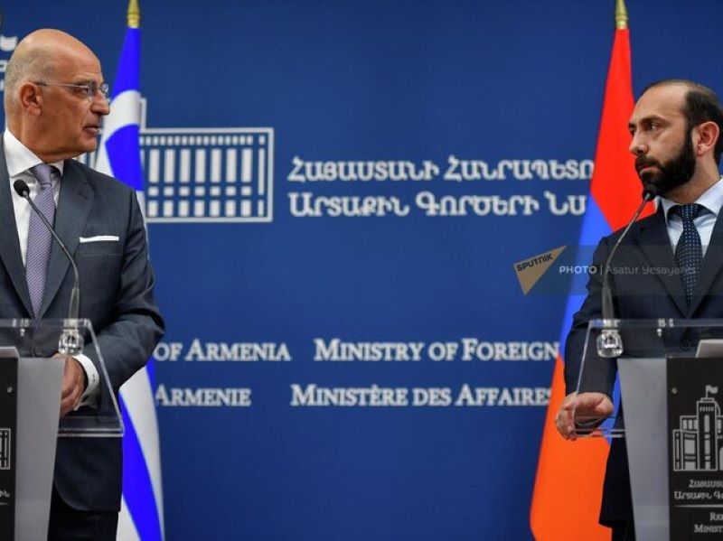 Կ'ողջունենք Փաշինեանի խիզախութիւնը. Յունաստանի ԱԳ նախարար