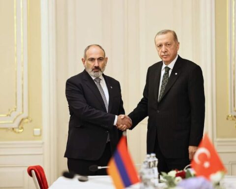 Փրակի մէջ ընթացք առաւ Փաշինեան-Էրտողան հանդիպումը