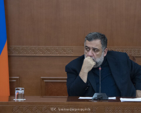 Ռուբէն Վարդանեան պարէնային անվտանգութեան հարցեր քննարկած է առաքող եւ արտադրող ընկերութիւններու ներկայացուցիչներու հետ
