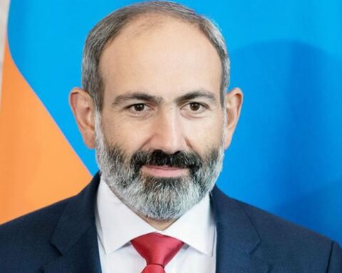 Փաշինեան կը մեկնի Ս. Փեթերսպուրկ