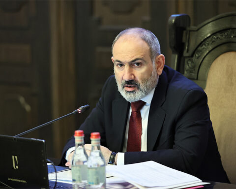 Բոլոր նախանշանները կան` Ատրպէյճանը հերթական ռազմական սադրանքը կը պատրաստէ. Փաշինեան
