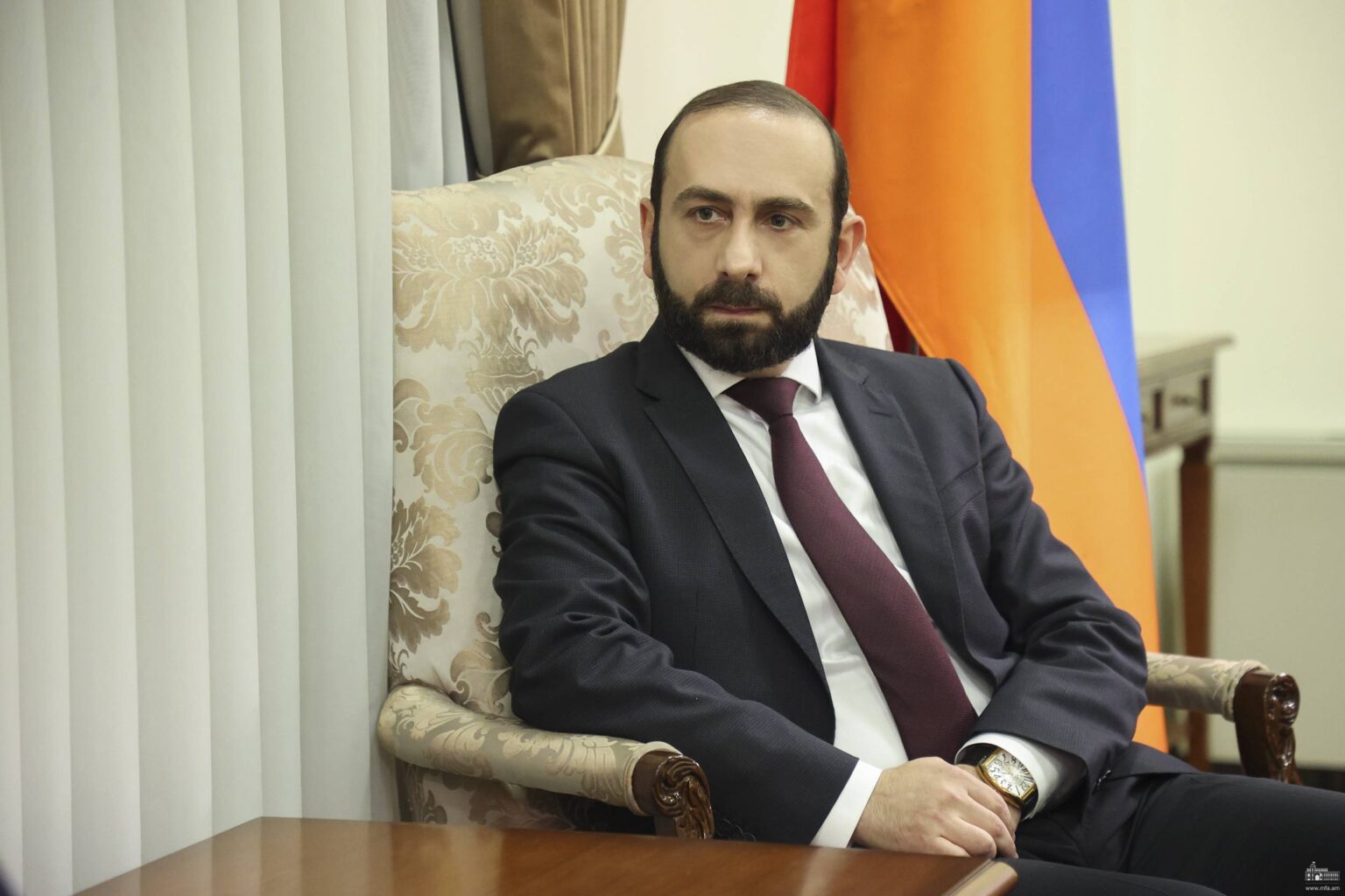 ՀՀ ԱԳ նախարարը Լաչինի միջանցքն անյապաղ բանալու շուրջ միջազգային համաձայնութիւն կը տեսնէ