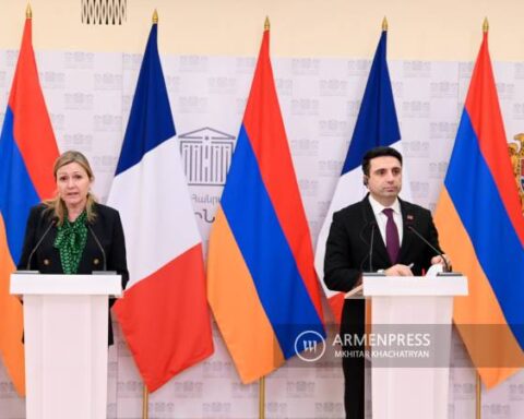 Ֆրանսան չի ճանչնար Լեռնային Ղարաբաղի անկախութիւնը․ Ֆրանսայի ԱԺ նախագահ
