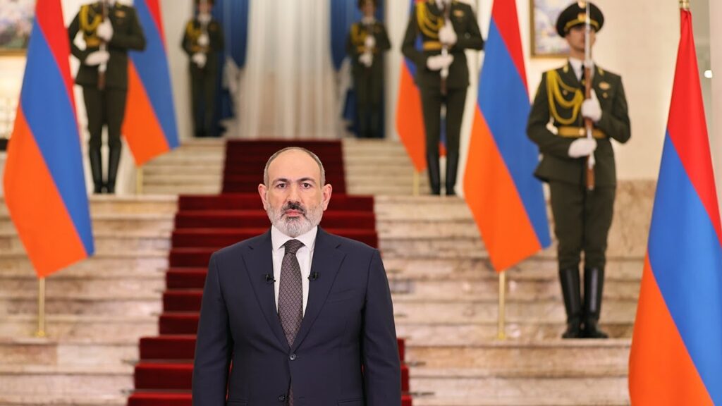 Վարչապետ Նիկոլ Փաշինյանի շնորհավորական ուղերձը Ամանորի և Սուրբ Ծննդյան տոների առթիվ