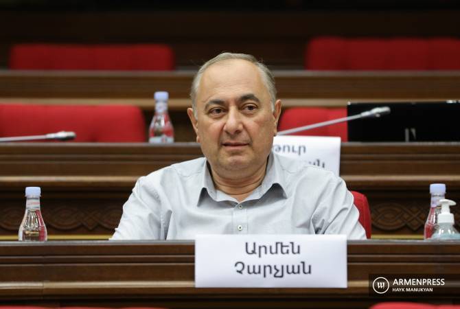 Արմէն Չարչեան զրկուեցաւ պատգամաւորական անձեռնմխելիութենէն