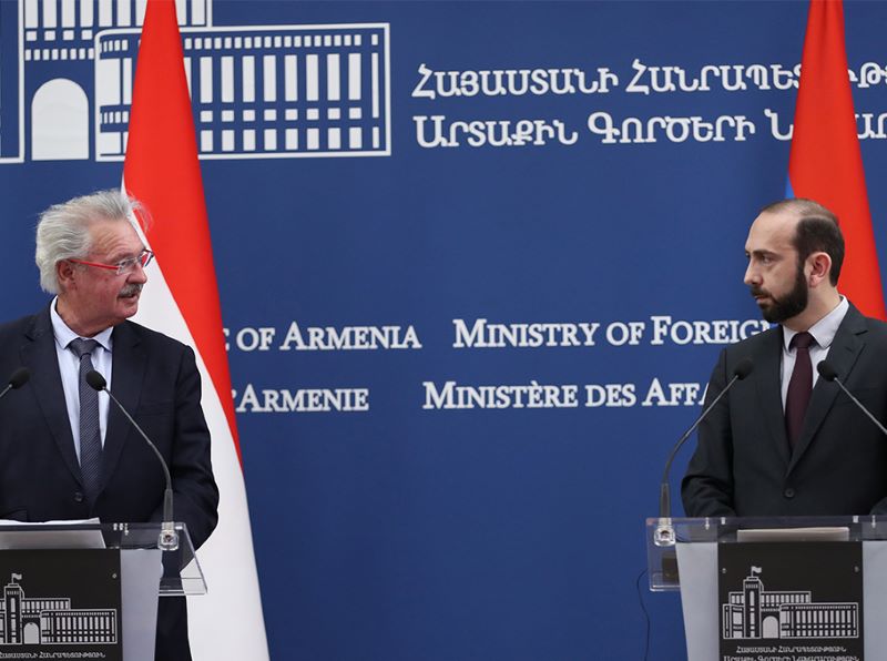 Երեւանը կը բացառէ Լաչինի միջանցքի կարգաւորումներու վերաբանակցումը