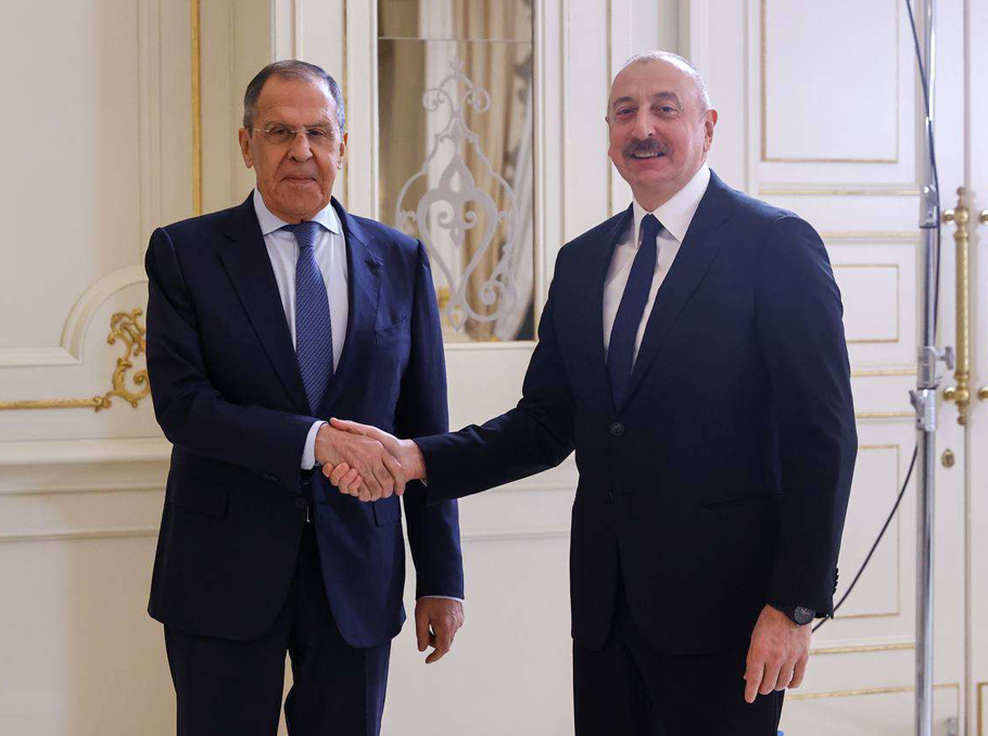Ալիեւ յոյսով է, որ 2023 թուականը «բեկումնային» կ'ըլլայ Ատրպէյճանի ու Հայաստանի համար