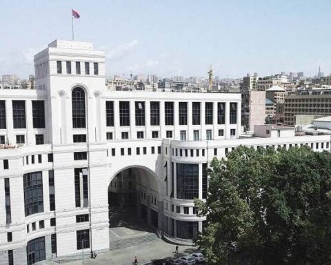 Ատրպէյճան կը շարունակէ հայերու նկատմամբ ատելութեան քարոզը, ՀՀ-ն հաւատարմութիւն յայտնած է խաղաղութեան օրակարգին. ԱԳՆ