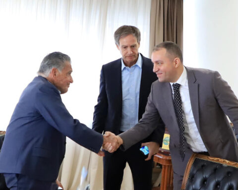 Վահան Քերոբեանն ու Էտուարտօ Էռնեկեանը քննարկած են «Զուարթնոց» օդակայանի ընդլայնման նախագիծը