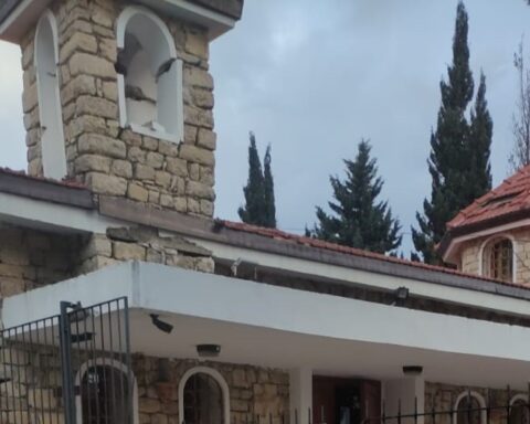Թուրքիոյ նոր երկրաշարժի հետեւանքով վնասուած է Վաքըֆլըի հայկական եկեղեցւոյ զանգակատունը