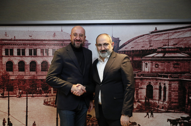 Փաշինեանն ու Միշելը քննարկած են տարածաշրջանային անվտանգութեան հարցեր