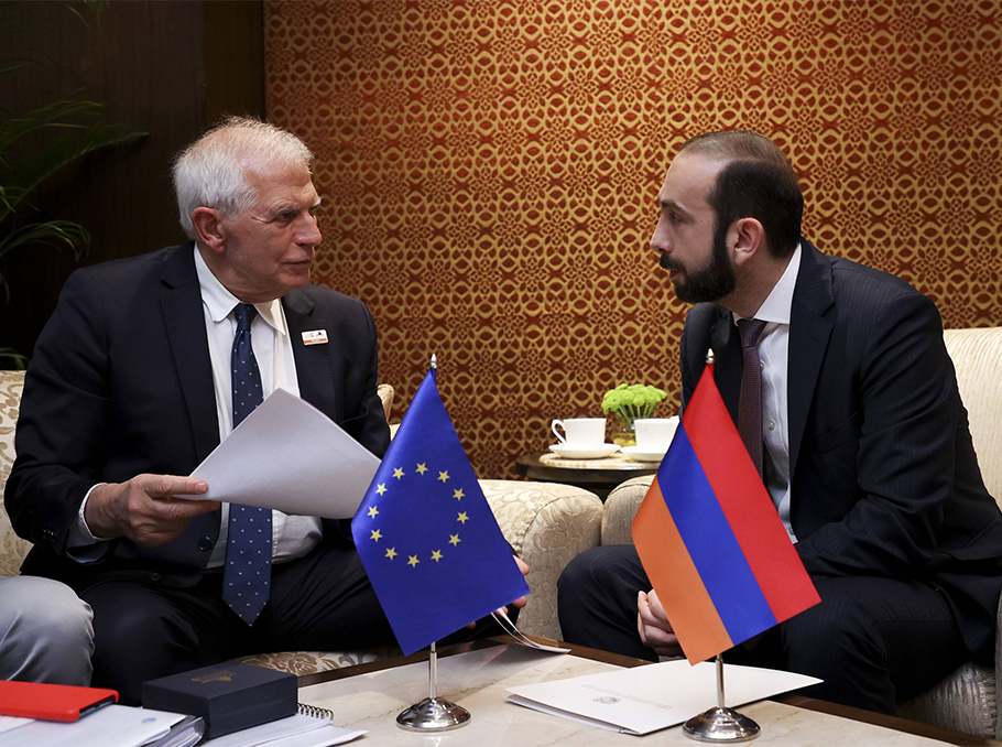 Միրզոյեանն ու Պորելը քննարկած են տարածաշրջանային անվտանգութեան հարցեր