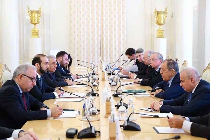 Առաջնահերթ խնդիրներէն է Լաչինի միջանցքի շուրջ իրավիճակի կարգաւորումը․ Լաւրով
