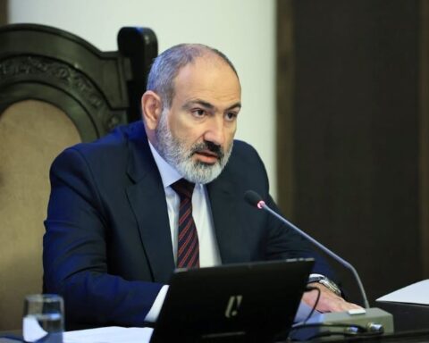 Ատրպէյճան ուղիղ կը դիտարկէ Ստեփանակերտը եւ մի քանի գիւղ իրար կապող ճանապարհը. Փաշինեան