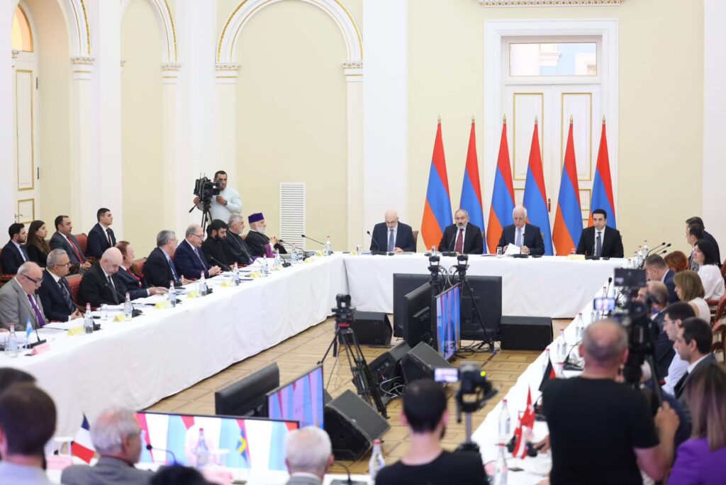 «Հայաստան» Համահայկական Հիմնադրամի Հոգաբարձուներու Խորհուրդի 33-րդ տարեկան նիստը