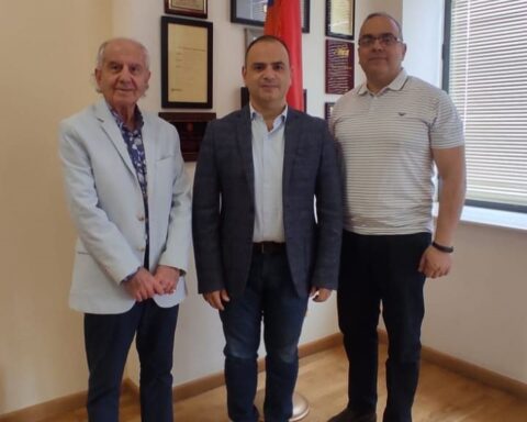 Պարոն Զարեհ Սինանեանի հանդիպումը ՌԱԿ Կեդրոնական Վարչութեան անդամներու հետ