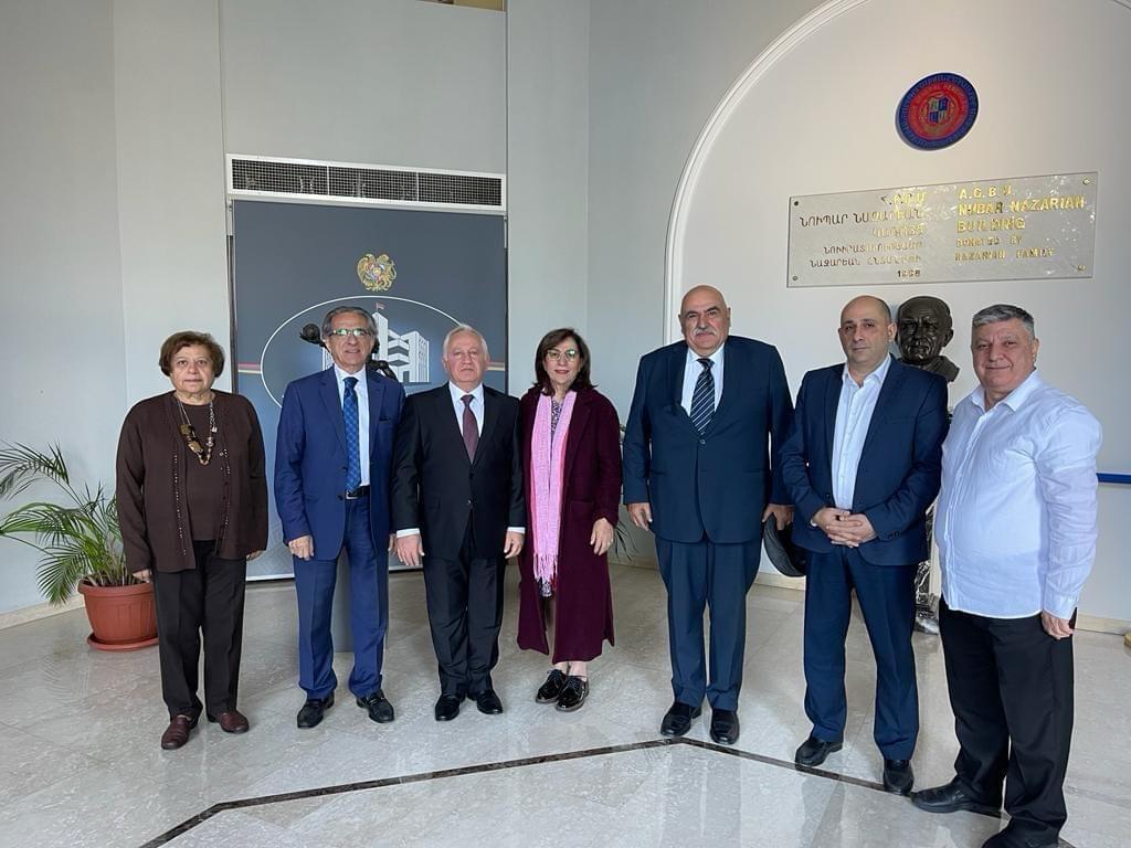 Ռ.Ա.Կ.Լիբանանի Շրջանային Վարչութեան Այցելութիւն Հայաստանի Հանրապետութեան Դեսպանատուն