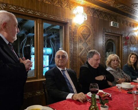 Ընկեր Պենոն Սեւան Ի Պատուի